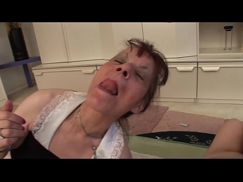 ❤️ Tha triùir aig dà sheanmhair agus aon sheanair ❤❌ Bhidio fucking leinn gd.xxxhdporn.ru ﹏